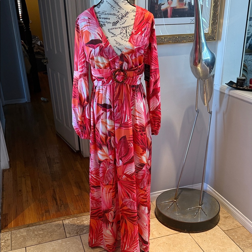 Boston Proper Vibrant Leaf Print Maxi Dress brand new never been worn
